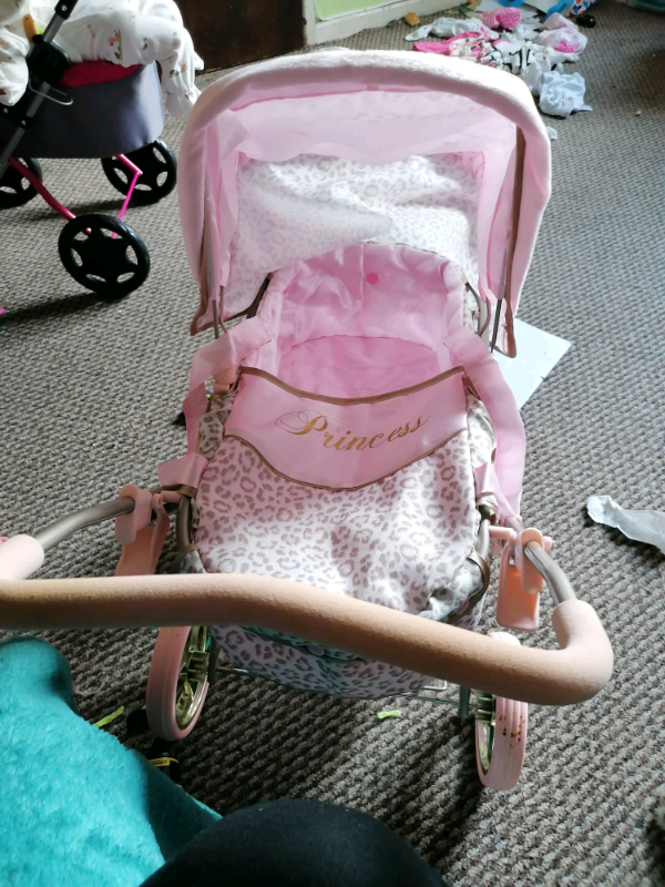 dolly pushchair
